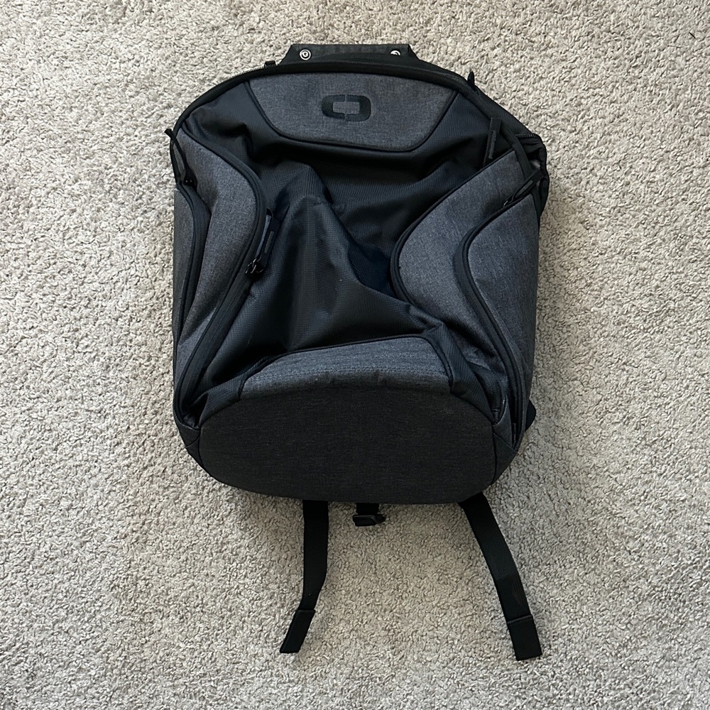 OGIO Charcoal and Black Men's Backpack